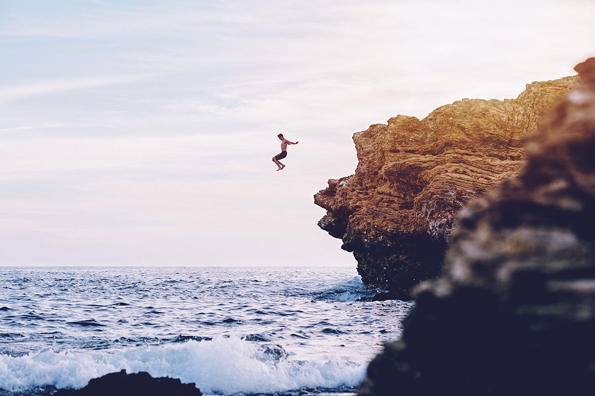 austin-neill-jB8WaHvHmoY-unsplash